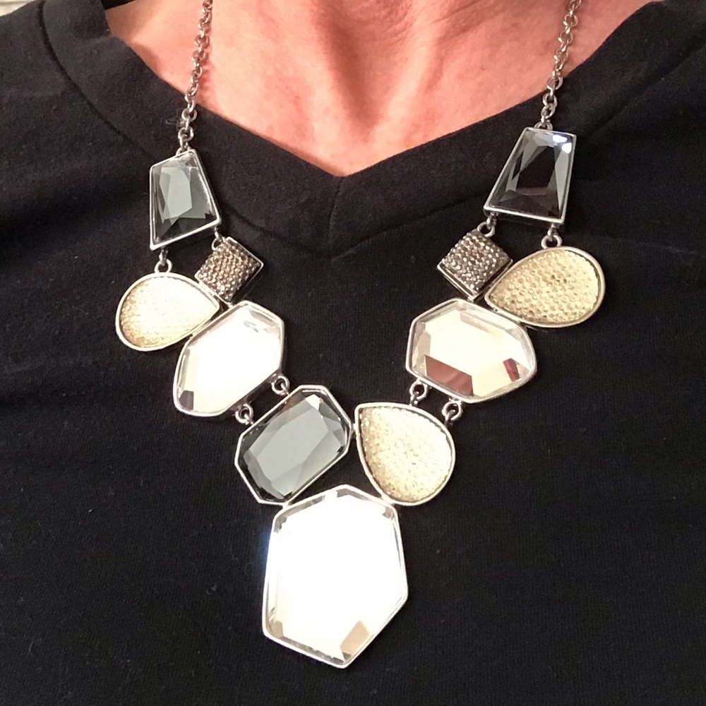 Dazzling statement piece necklace